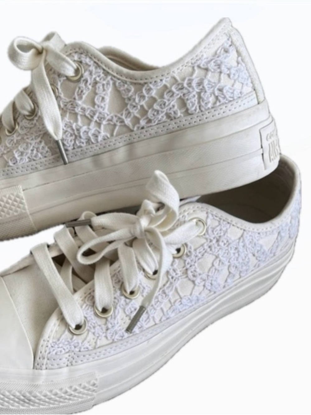 Converse White Lace Low Top Platform Sneakers - Picture 2 of 5